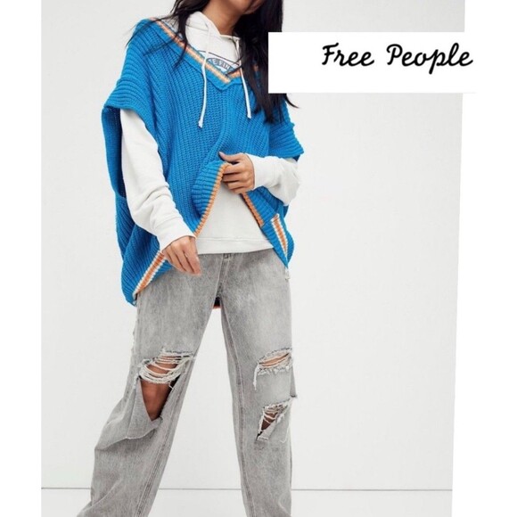 NWT Free People Clyde Sweater Vest Size S Blue Oversized New - Picture 1 of 13